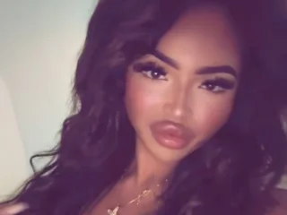 BossyVIP live cam video preview