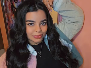Miahjoness19 live cam video preview