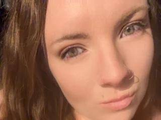 BustBella31 Large Tits webcam from United Kingdom