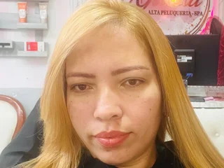 LAURAMARLYN33 webcam livesex profile in gray-hair cams